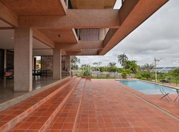 Casa · 613m² · 5 Quartos · Casa Incrível com Assinatura da Bloco Arquitetura