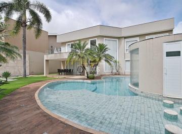 Casa · 650m² · 5 Quartos · 4 Vagas · Casa ampla e sofisticada para locação!
