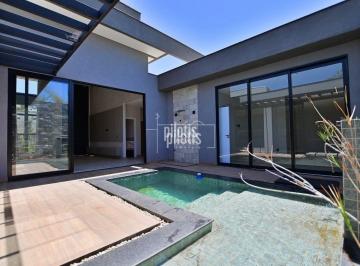 Casa · 250m² · 3 Quartos · 3 Vagas · CASA TÉRREA ALTO PADRÃO ARNIQUEIRAS