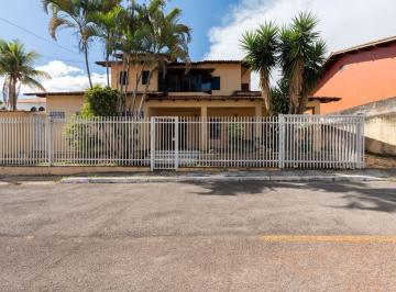 Casa de 3 quartos, Brasília · Sobrado na QI 16 Lago Norte | Área verde exclusiva e estrutura diferenciada