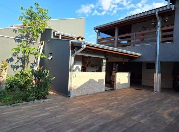 Casa de 2 quartos, Sumaré · Casa sobrado com 300 m² e 2 quartos à venda em Parque Santo Antônio