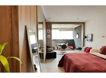 Apartamento de 1 quarto, São Paulo · Apartamento 1 dormitório com varanda na Vila Olímpia