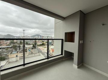 Apartamento de 2 quartos, Navegantes · 2 Suítes, com 76 m² e ampla área de lazer, no Centro