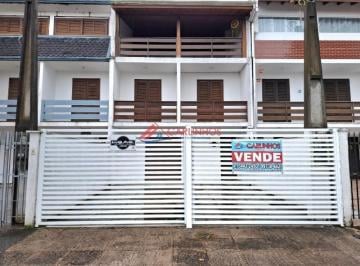 Foto 01 · Excelente Sobrado Triplex no Centro de Guaratuba-PR a 150,00 metros da Praia central