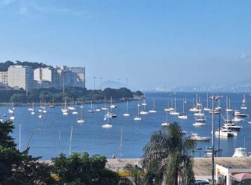 Apartamento de 4 quartos, Rio de Janeiro · Aparatamento espaçoso, arejado e iluminado com vista para Baía e Cristo Redentor