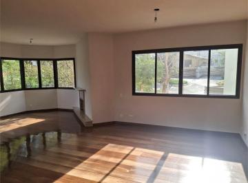 Apartamento de 4 quartos, São Paulo · Apartamento em Vila Madalena com lareira
