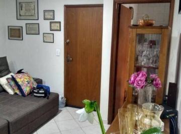 7a98c6310a71d2e172b51f4232a67c5edc8e4e5b · Apartamento à Venda no Ed. San Herman: 2 Dormitórios, Garagem Coberta e Próximo ao Campo América!