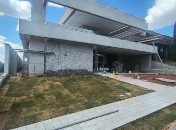 6bb9aef31f246f60c02e62c16bf7270e55c4d5af · Casa à venda no Golden Park com 4 suítes e 3 vagas de garagem / Próximo ao Palestra Esporte Clube