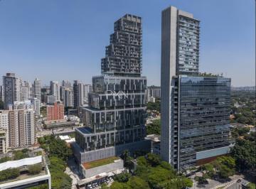 Comercial · 2918m² · 90 Vagas · Conjunto à venda em São Paulo, Butantã, com 2918 m²