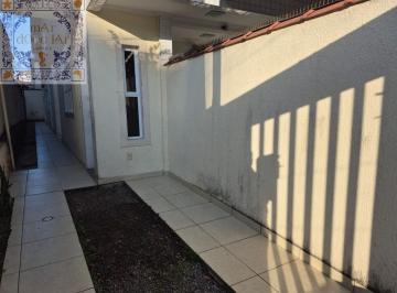 Casa · 120m² · 3 Quartos · 1 Vaga · Sopreposta Baixa à venda em Santos-SP, no Embaré: 3 quartos, 1 sala, 2 banheiros, 1 vaga de garagem 