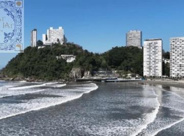 Apartamento · 109m² · 2 Quartos · 1 Vaga · Apartamento à venda em São Vicente-SP: 2 quartos, 2 salas, 1 banheiro, 1 vaga, 109m² de área