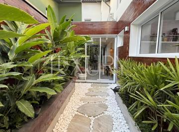 1 · Casa Reformada à venda no Jardim Paulistano,  200 m², 3 quartos sendo 1 suíte
