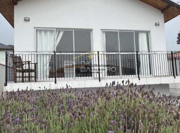 7zt9vgg2yta0odewymjkywmy_md · Casa moderna em Sapucaí-Mirim