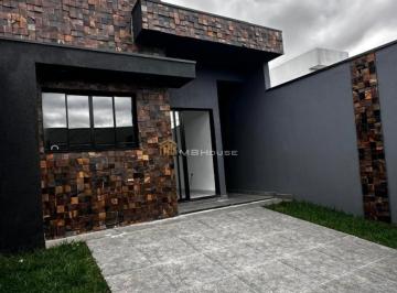 Casa · 85m² · 3 Quartos · Casa à venda - no Jardim das Flores