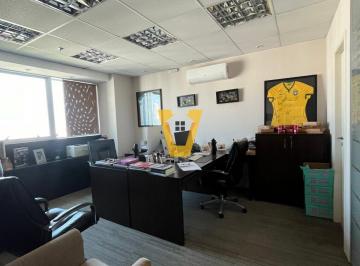 Comercial · 123m² · 3 Vagas · Conjunto comercial para venda em Jardim Caboré, 123m²