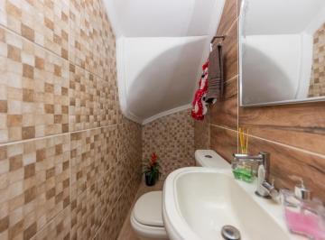 b168f3e0-7947-4045-8a87-3599c50c3e7f · Elegante sobrado para venda em Jardim Vivan com 2 quartos, 75m²