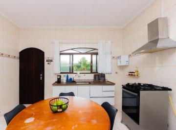 53478829-ed46-4f18-abfe-48e9a9edc00c · Espetacular sobrado para venda em Parque Panamericano com 4 quartos, 190m²