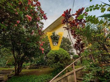 Casa · 320m² · 3 Quartos · 4 Vagas · Casa para venda em Pacaembu com 3 quartos, sendo 1 suíte, 320m²