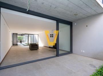 Casa · 278m² · 3 Quartos · 2 Vagas · Casa para venda em Vila Madalena com 3 quartos, sendo 3 suítes, 278m²