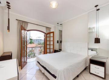 ad5fe101-09cc-4c97-9dcc-72cabbec6e88 · Confortável sobrado para venda em Vila Comercial com 3 quartos, sendo 1 suíte, 150m²