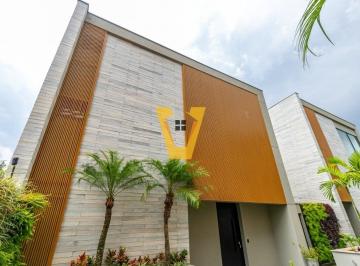 Casa · 739m² · 3 Quartos · Casa em condomínio para venda com 3 quartos, sendo 3 suítes, 739.56m²