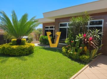 Casa · 246m² · 3 Quartos · 6 Vagas · Casa para venda em Parque São Domingos com 3 quartos, sendo 1 suíte, 246m²