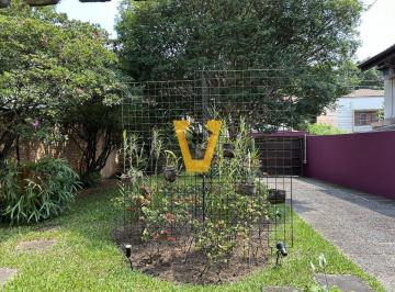 Casa · 228m² · 3 Quartos · 3 Vagas · Casa de vila para venda em Jardim Hípico com 3 quartos, sendo 1 suíte, 228m²