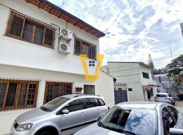 Casa · 215m² · 3 Quartos · 2 Vagas · Casa para venda em Vila Cordeiro com 3 quartos, sendo 1 suíte, 215m²