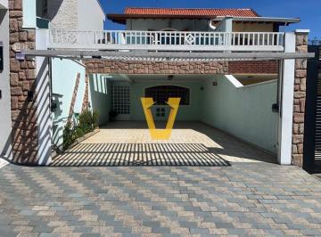Casa · 231m² · 3 Quartos · 4 Vagas · Sobrado para venda em Jardim Regina com 3 quartos, sendo 1 suíte , 231m²