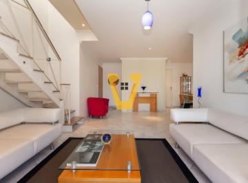 Apartamento · 206m² · 4 Quartos · 3 Vagas · Cobertura para venda em Moema com 4 quartos, sendo 2 suítes, 206m²