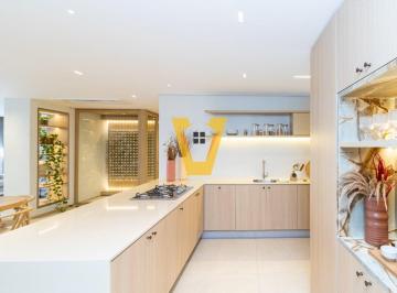 Apartamento · 222m² · 4 Quartos · 5 Vagas · Apartamento para venda em Jardim Vitória Régia com 4 quartos, sendo 4 suítes, 222m²