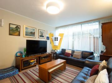 Casa · 189m² · 3 Quartos · 2 Vagas · Sobrado para venda em Vila Clementino com 3 quartos, sendo 1 suíte, 189m²