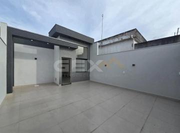 Casa · 80m² · 3 Quartos · 3 Vagas · Casa à venda no Campina Verde, 3 quartos, 1 suíte e 3 vagas