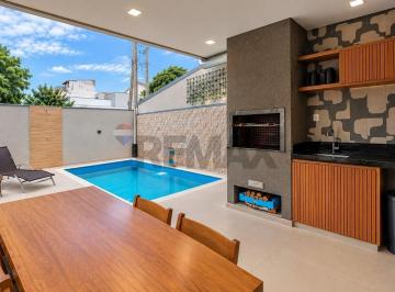 Casa · 261m² · 3 Quartos · 4 Vagas · Casa mobiliada de 261 m² à venda no Villa Amato | 3 quartos e 4 vagas