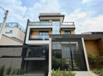 Casa · 222m² · 3 Quartos · 2 Vagas · Sobrado - 3 quartos e 4 banheiros