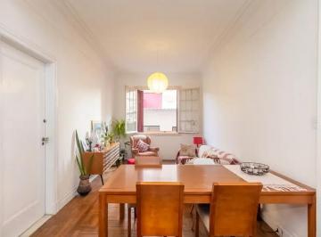 Apartamento de 3 quartos Venda R$ 570.000 · LINDO 3 DORMITORIOS EM EDIFICIO HISTORICO
