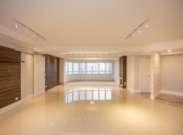 Apartamento · 214m² · 3 Quartos · 3 Vagas ·  Apartamento à venda com 3 suítes no Edifício