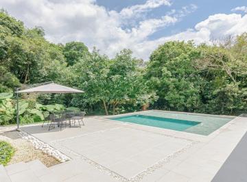 Casa · 573m² · 4 Quartos · 4 Vagas · CASA EM CONDOMINIO FECHADO COM PISCINA, 04 QUARTOS