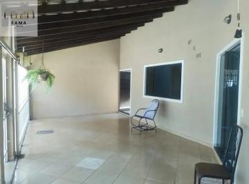 Casa de 4 quartos, Brasília · CASA AMPLA COM 03 DORMITÓRIOS SENDO 02 SUÍTES 04 VAGAS - ÁREA DE LAZER CHURRASQUEIRA PRÓXIMO DO COM!