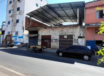 Comercial de 3 quartos, Contagem · Excelente oportunidade para morar, investir ou empreender no bairro PEDRA AZUL