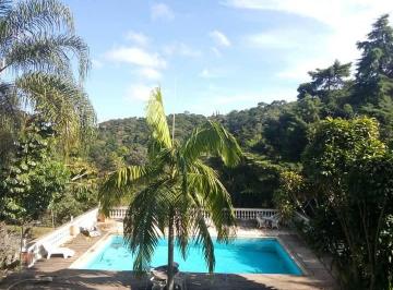 Casa en Venda de 5 quartos Condomínio Itaembu · CASA EM CONDOMÍNIO COM MUITO LAZER E SOSSEGO