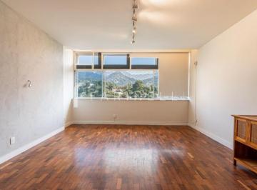 12776-20260608185440_zap.jpg · Excelente apartamento em andar alto com vista para o verde e montanhas.