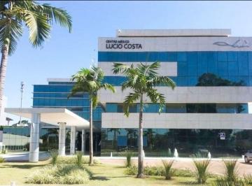 Comercial · 33m² · 1 Vaga · Ed. Centro Lúcio Costa, sala comercial, 33m², 01 vaga de garagem!