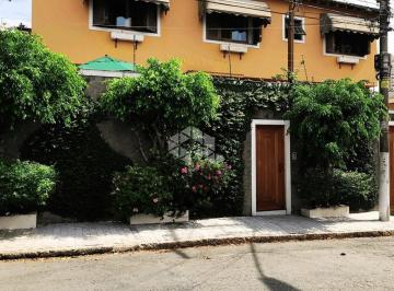 Casa · 168m² · 3 Quartos · Linda casa à venda na Água Fria - Espaçosa, ensolarada e em excelente localização