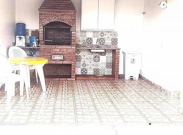 Casa · 144m² · 3 Quartos · 2 Vagas ·
Casa bem cuidada no Conjunto Manoel Mendes com área gourmet e quin