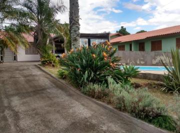 Casa · 120m² · 3 Quartos · 2 Vagas · Casa plana
