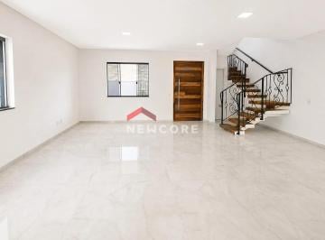 Casa en Venda de 3 quartos Centro · Sobrado em Rua Quinze de Novembro - Centro - Joinville/SC