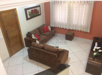 Casa · 250m² · 6 Quartos · 5 Vagas · Casa Sobrado em São José dos Campos