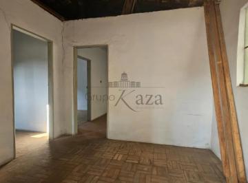 Casa · 320m² · 3 Quartos · 4 Vagas · Casa Térrea - Parque Santo Antônio - Jacareí - 3 Dormitórios  -
