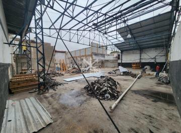 Comercial · 920m² · 2 Vagas · Galpão á venda - Vila Califórnia